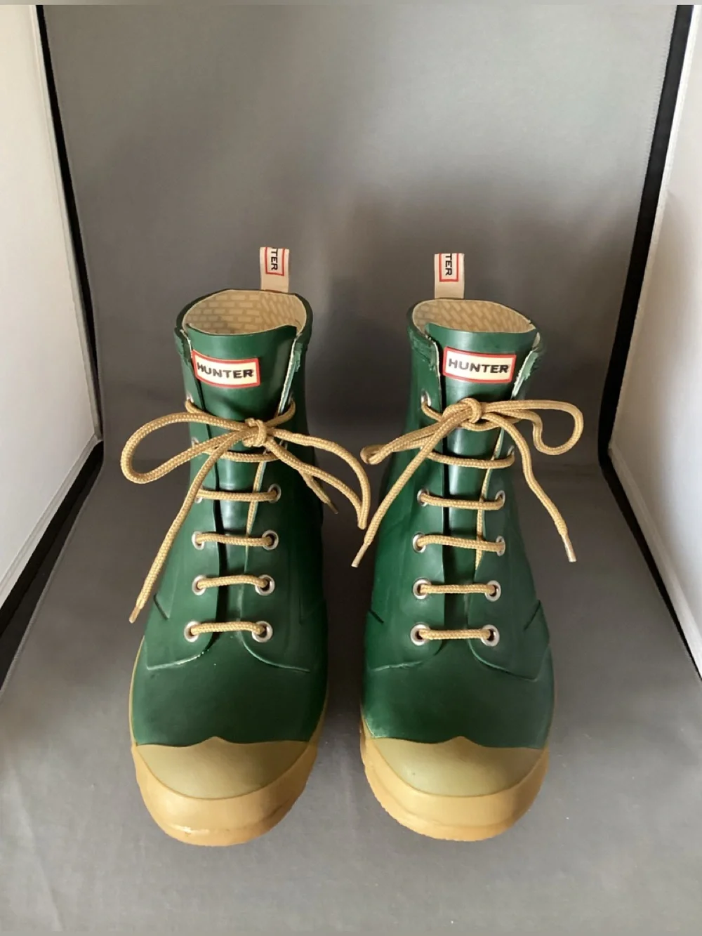 Hunter dark green Thurloe lace up Wellington boots